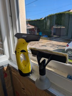 Location : nettoyeur vitres Location : nettoyeur vitres